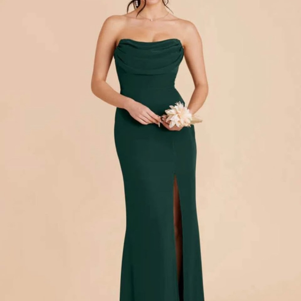 Elegant Green Strapless Evening Dress
